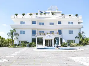 Hotel The Queen