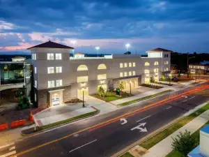 Hotel Madison & Shenandoah Conference Ctr.