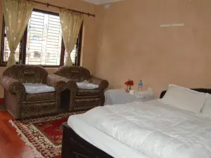 Shrestha Hotel & Restaurant