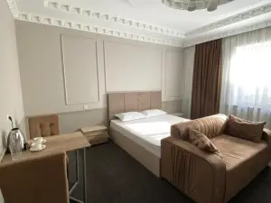 Sapphire Hotels