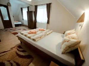 Nagy-Homoród Étterem és Panzió