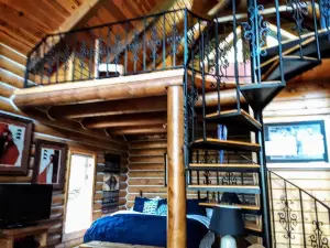 Cherokee Mountain Log Cabins
