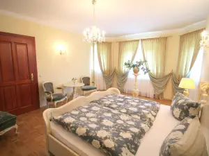 Hotel-Appartement-Villa Ulenburg