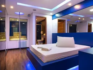 Motel Fantasy 4 (Adult Only)