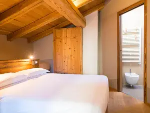 LA PLACETTE - Albergo diffuso e Trattoria