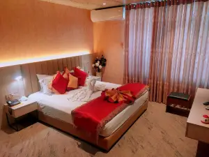 Tiger Garden Int Hotel