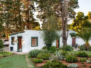 Karoo Ouberg Guest Lodge