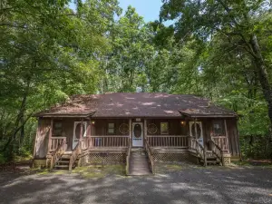 Springmaid Mountain Retreat & Stables