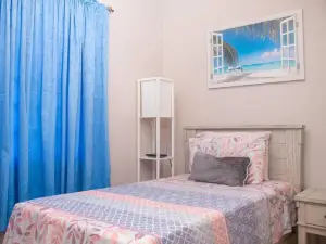 Gorgeous 2-Bed Apartment 3 in St Johns Cosy