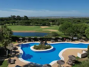 Precise Resort El Rompido-The Club