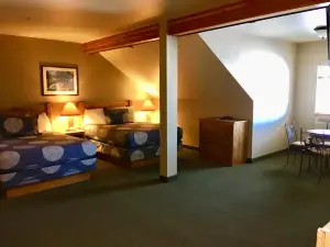 Boulder Creek Inn