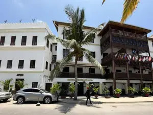 Mizingani Seafront Hotel