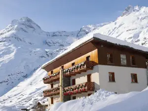 Hôtel du Glacier des Evettes