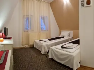 Pensiunea Happy Inn