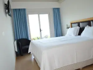 Mouria Pension Rooms & Studios