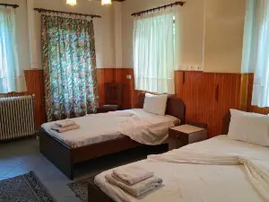 Anilio Rooms