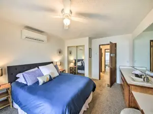 Sagle Lakefront Escape Private Beach Access!