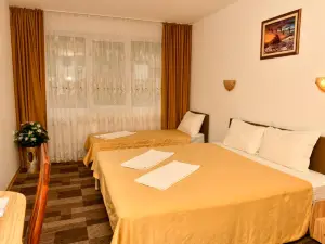 Blyan Family Hotel