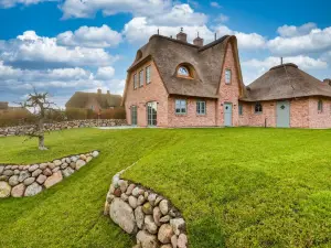 โรงแรมดือเนอ