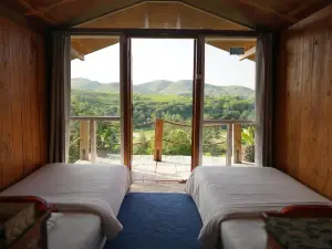 Morinda Villa and Resto