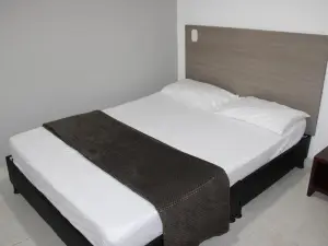 Hotel San Cayetano