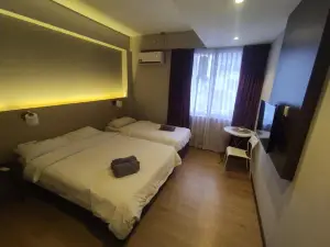 EZ Suites