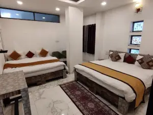 Hotel Keshav Residency
