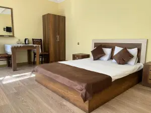 Rahat Hotel