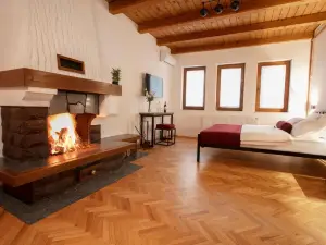 Grand Boutique Hotel
