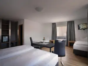 Hotel Gasthof Metzgerei Lamm - Benedikt Rückel