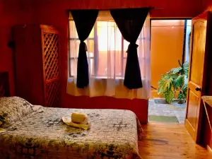 Hostal Michel