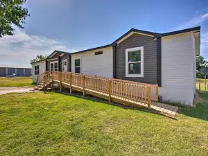 Family-Friendly Madill Home Peaceful Setting