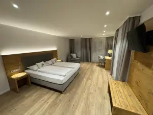 Hotel Gasthof Zur Post Benediktbeuern