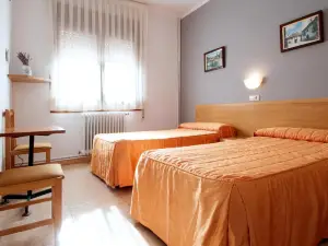 Hostal Montserrat