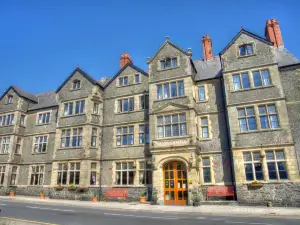 George IV Hotel