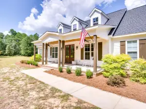Stylish Hephzibah Home with Fire Pit and Theater Room!