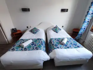 Logis Hotel Restaurant la Croix Verte