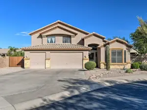 Hot Tub & Fire Pit: Mtn-View Mesa Home!