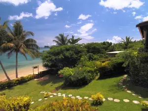 Coconut Grove Beachfront Cottages