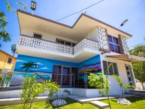 Chris Guest House
