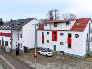 B&S Hotel