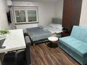 Pink House Apartments