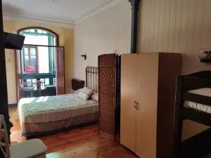 Hostal la Fruta Nueva Apertura