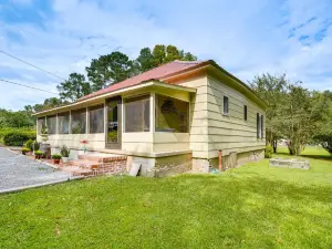 Lakeview Vacation Rental - Walk to Crystal Lake!