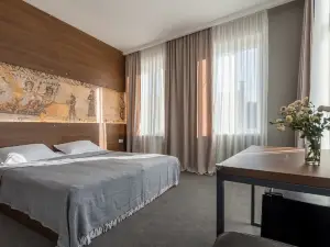 Hotel History • სასტუმრო ისტორია