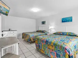 แบล็กฟิน รีสอร์ต แอนด์ มารีนา