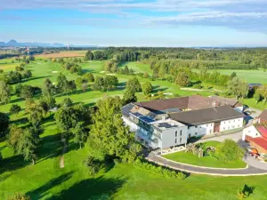 OG's Golf Lodge