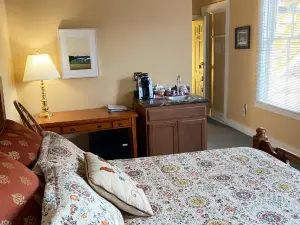 Bristol Suites