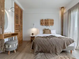 Evais Boutique Houses & Luxury Suites