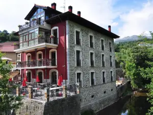 Akla la Casa Del Puente